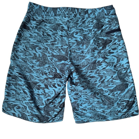 Patagonia Men's Shorts | Sz 32 | Aqua Fish Pattern Board | Blue - Picture 2 of 9